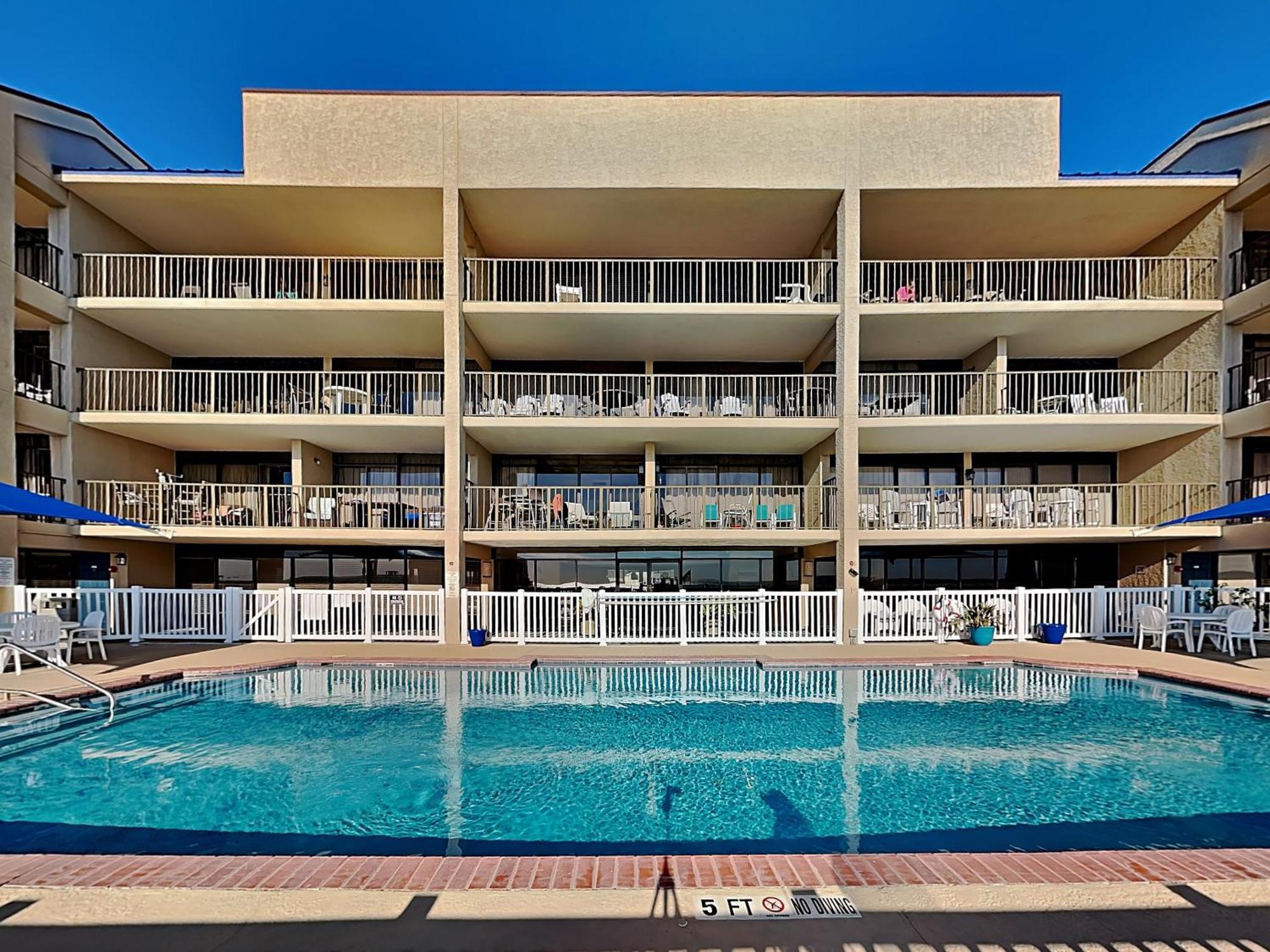 Laguna Reef #205 - La Apartment Rockport